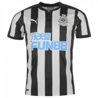 Newcastle United 1a Equipación 2017/18