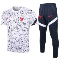 France Shirt + Pants 2020/21