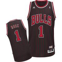 Derrick Rose, les Chicago Bulls [rayures]