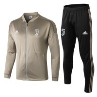 Squad Tracksuit Juventus 2018/19