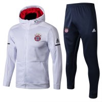 Squad Tracksuit Bayern Munich 2017/18