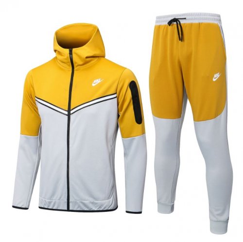 FitThemAll on X: Le nouvel ensemble Nike Tech Fleece dispo sur Nike Haut:   Bas:    / X